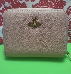 Women's Pink Bee-Emblem RFID safe Zip Wallet
